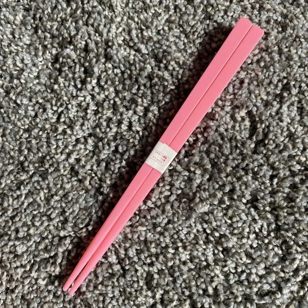 Vintage Kids Pink Chopsticks NIPPON ANIMATION Co Ltd 1989 Boy & Girl Painted‎ On